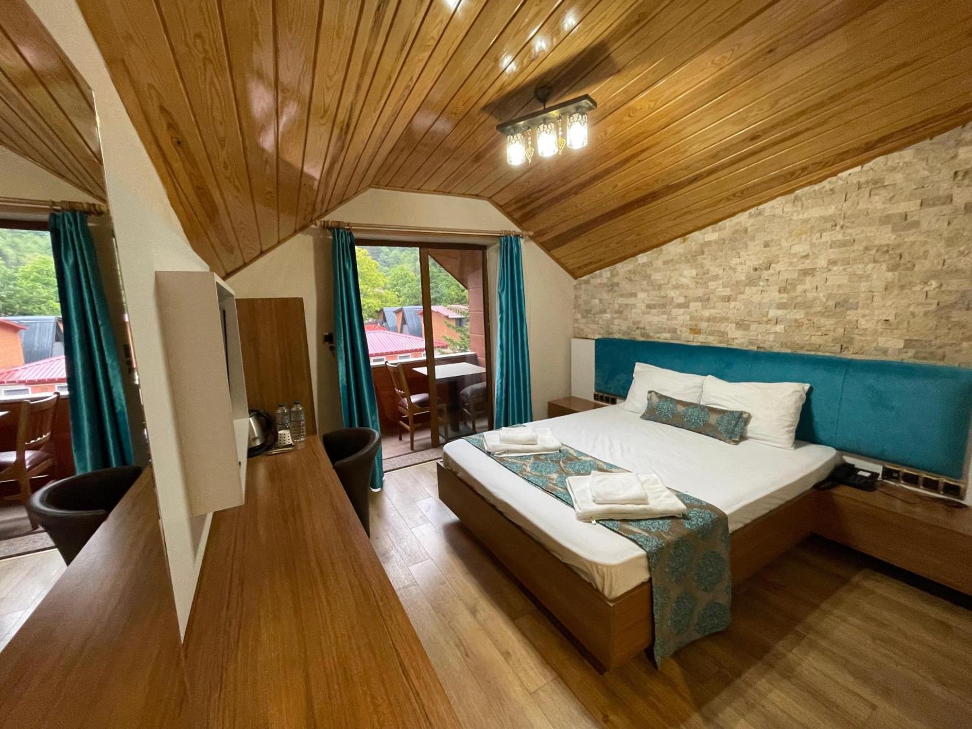 Centro Park Hotel Узунгьол Екстериор снимка